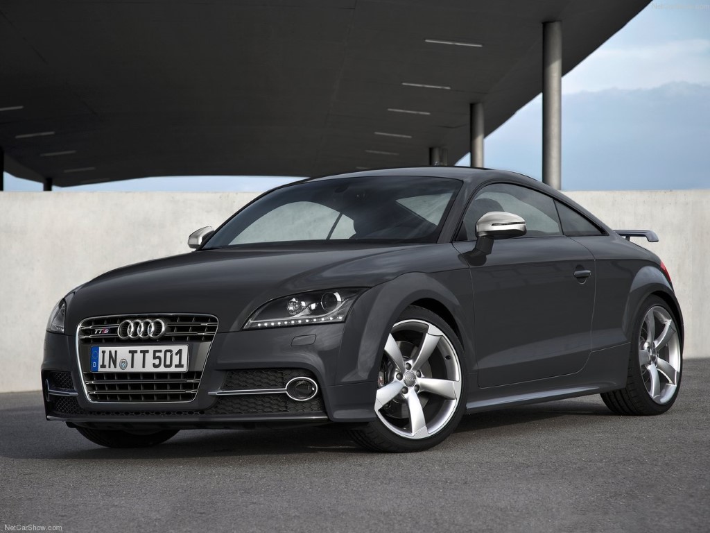Audi TTS 2.0 TFSI (Automatic)